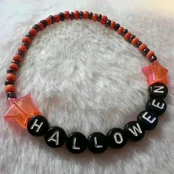 Halloween Themed Friendship Bracelet - Picture 5 of 5